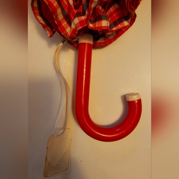 VINTAGE 1970S GIRL'S 20 IN. FABRIC UMBRELLA. NO HOLES. - Picture 3 of 7